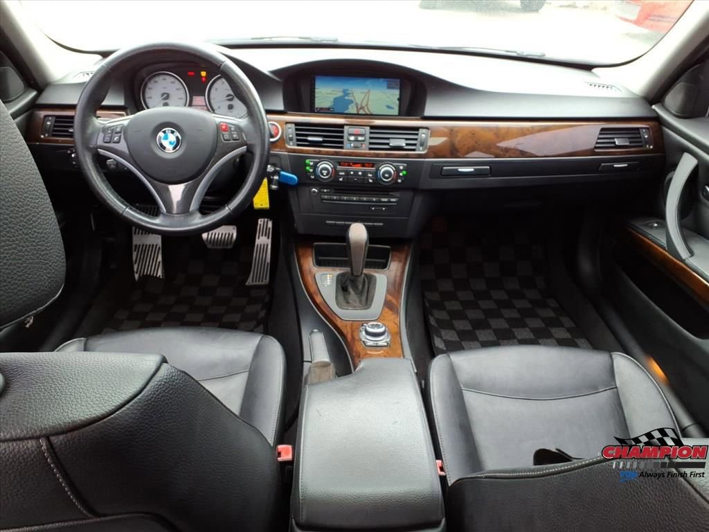 Used 2011 BMW 328i xDrive Sedan image 11