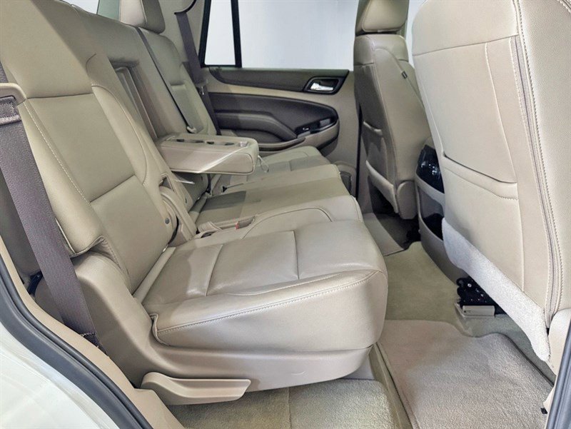 Used 2018 Chevrolet Tahoe LT w/ RST Edition AWD/4WD image 29
