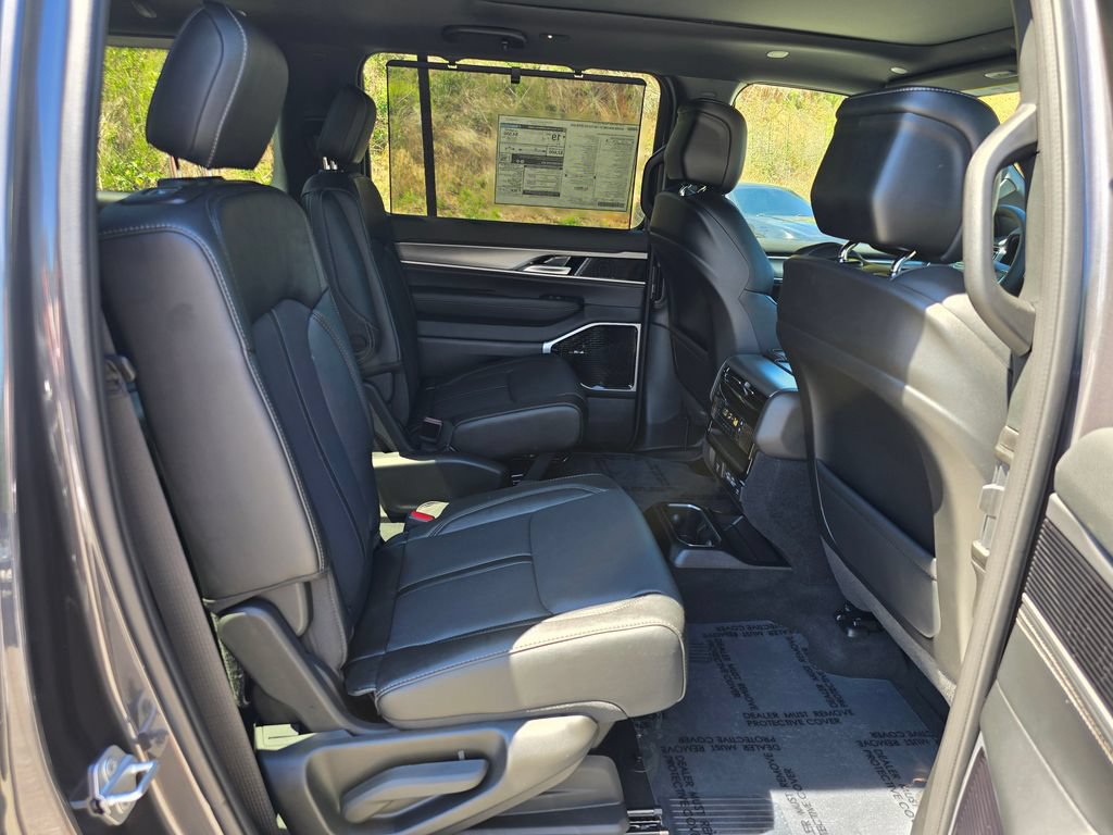 New 2026 Jeep Grand Wagoneer Limited AWD/4WD image 26