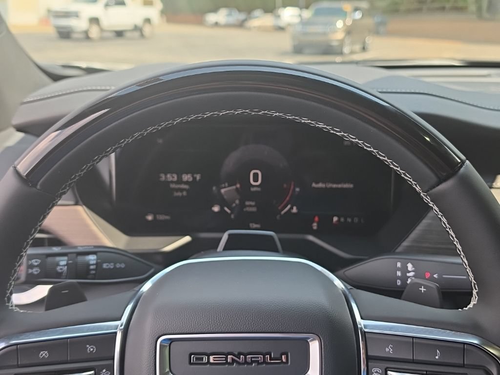 New 2026 GMC Acadia Denali w/ Super Cruise Package FWD image 22