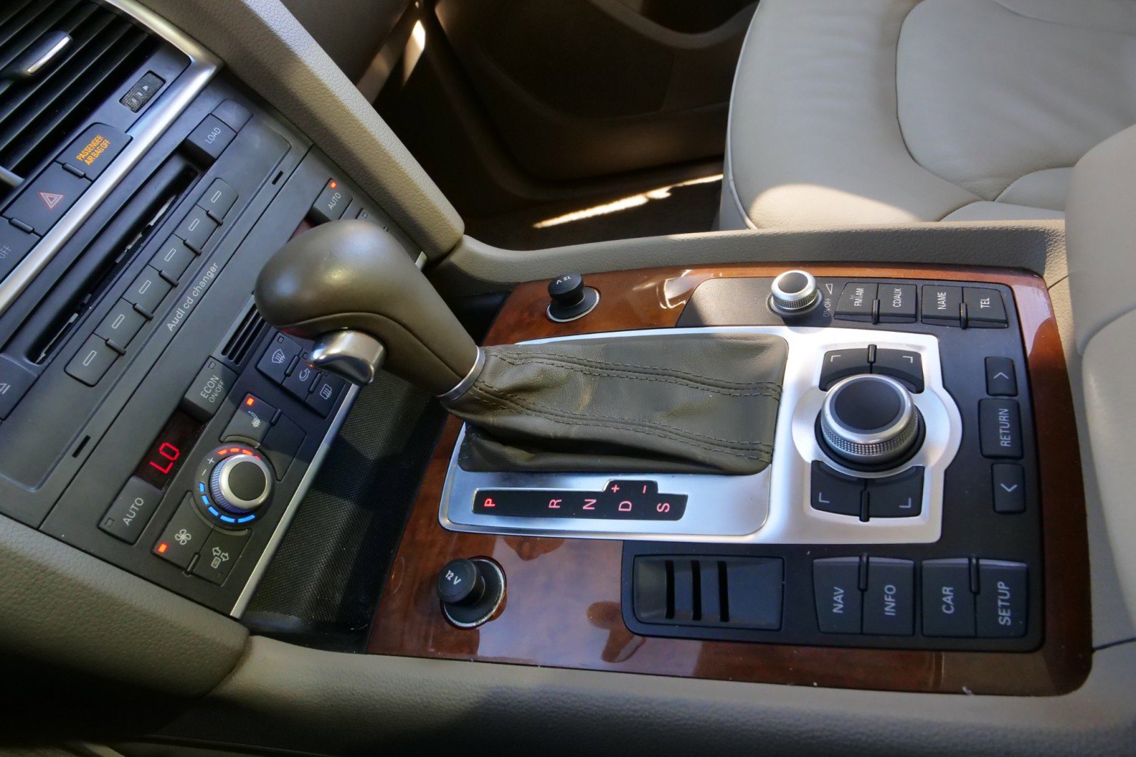 Used 2008 Audi Q7 3.6 Premium image 14