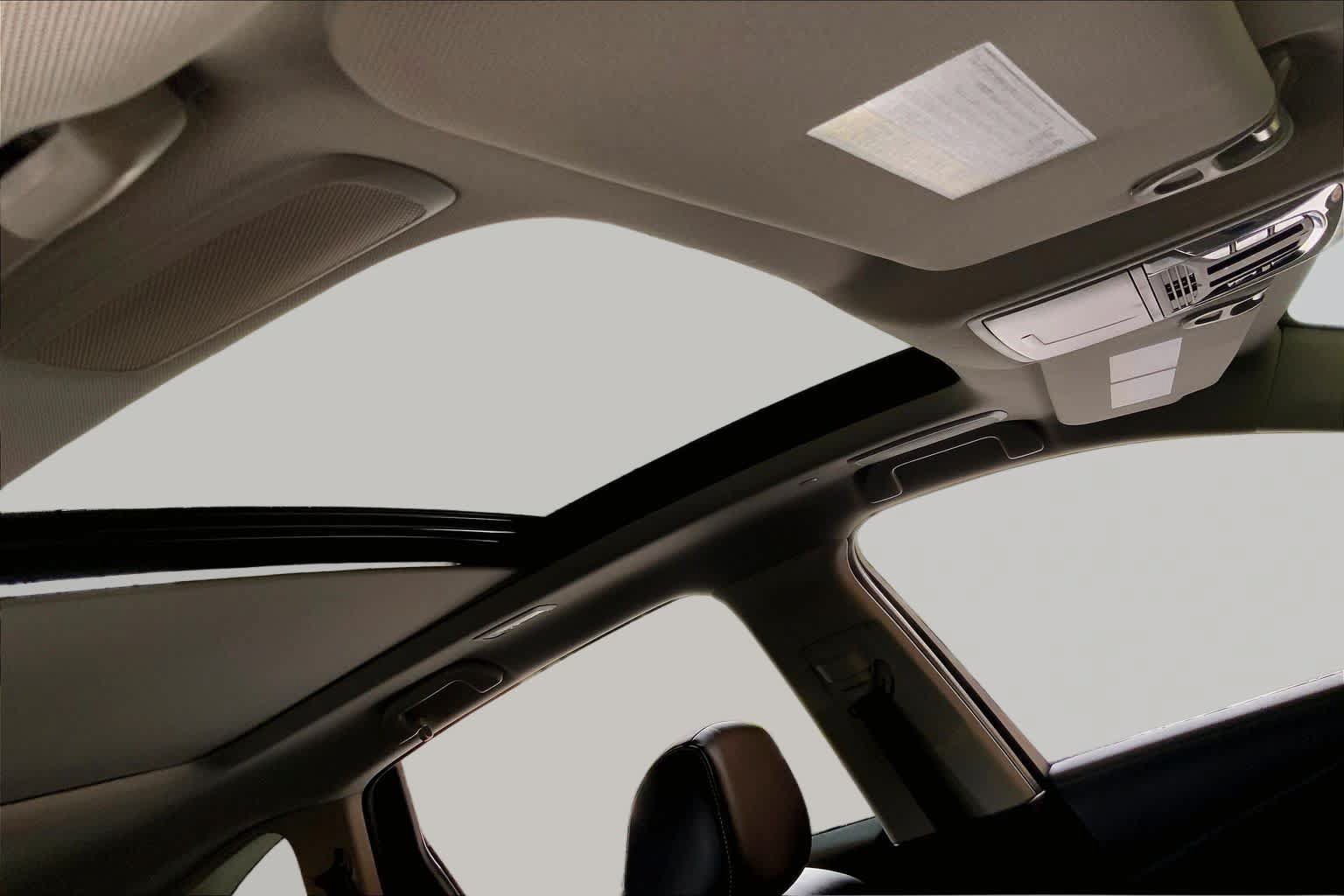 Used 2020 Acura RDX FWD w/ Technology Package image 14