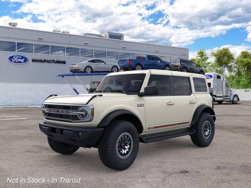 New 2026 Ford Bronco Outer Banks w/ Sasquatch Package