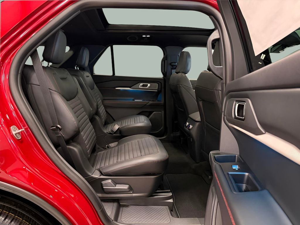 New 2026 Ford Explorer ST-Line w/ ST-Line Street Pack AWD/4WD image 27