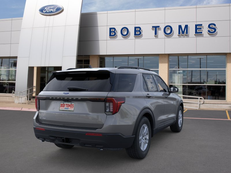 New 2026 Ford Explorer Active RWD image 10