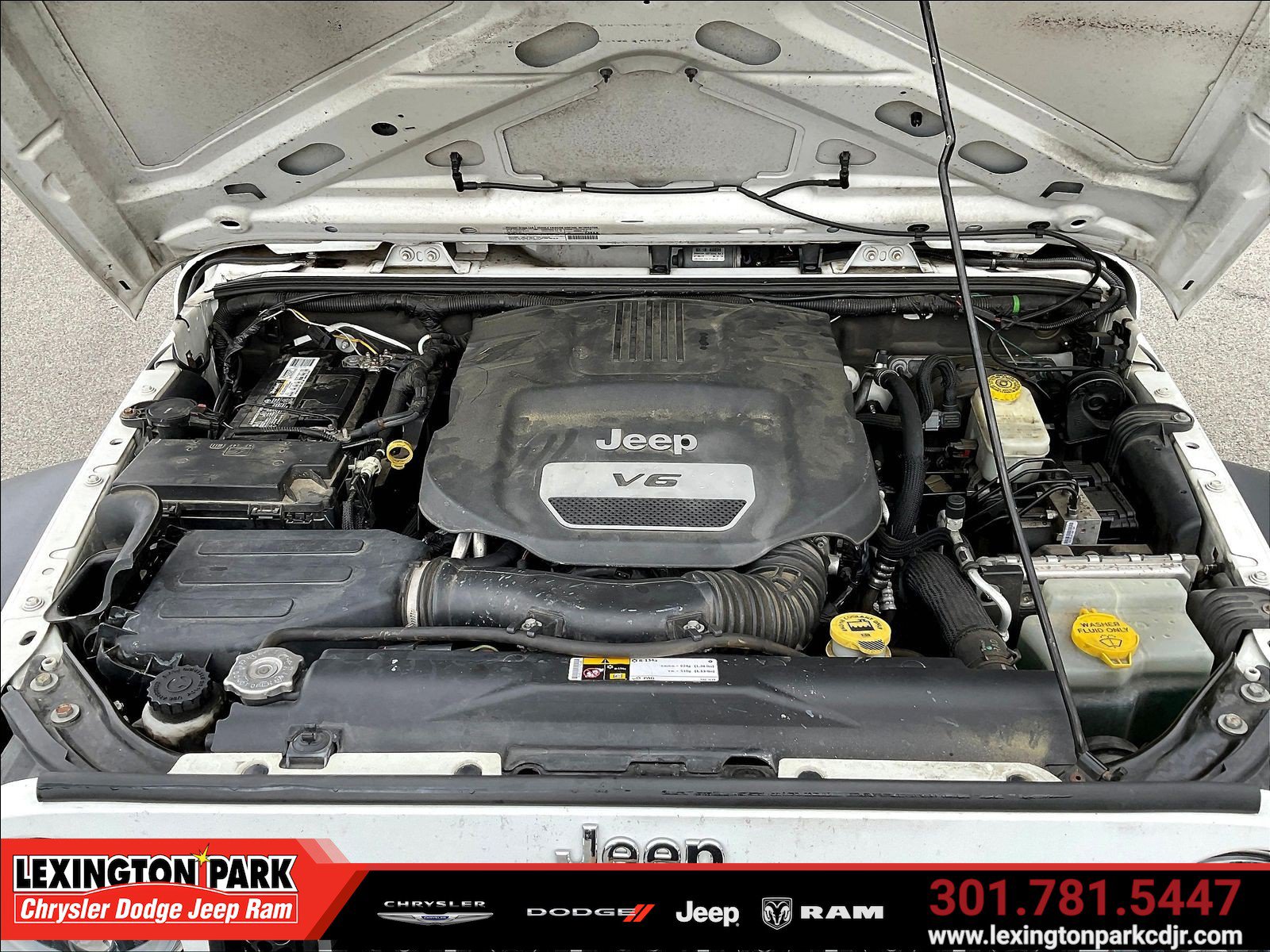 Used 2014 Jeep Wrangler Sport w/ 32" Tire & Wheel Group AWD/4WD image 22