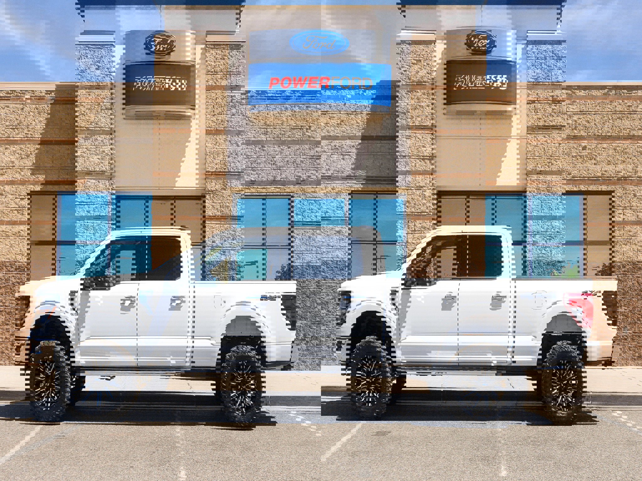 Certified 2024 Ford F150 XLT w/ Tow/Haul Package image 9