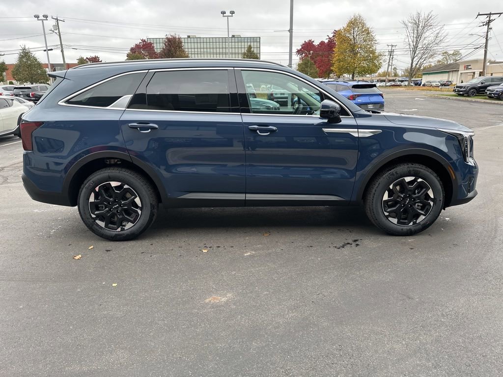New 2026 Kia Sorento S w/ S Panoramic Sunroof Package image 5