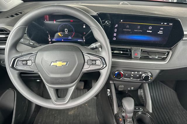 Used 2026 Chevrolet TrailBlazer LS w/ LS Convenience Package FWD image 16
