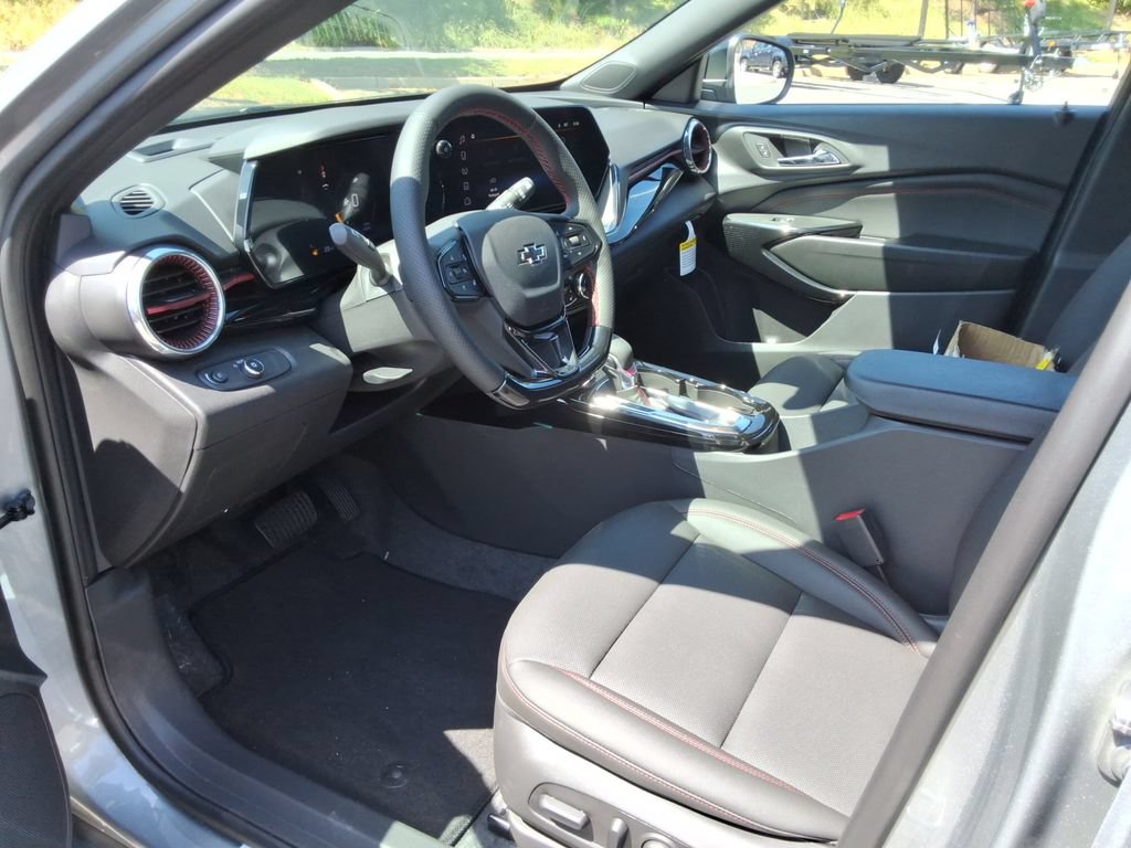 New 2026 Chevrolet Trax RS w/ Sunroof Package FWD image 20
