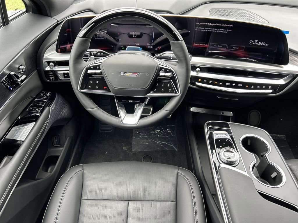 New 2026 Cadillac Lyriq V image 14