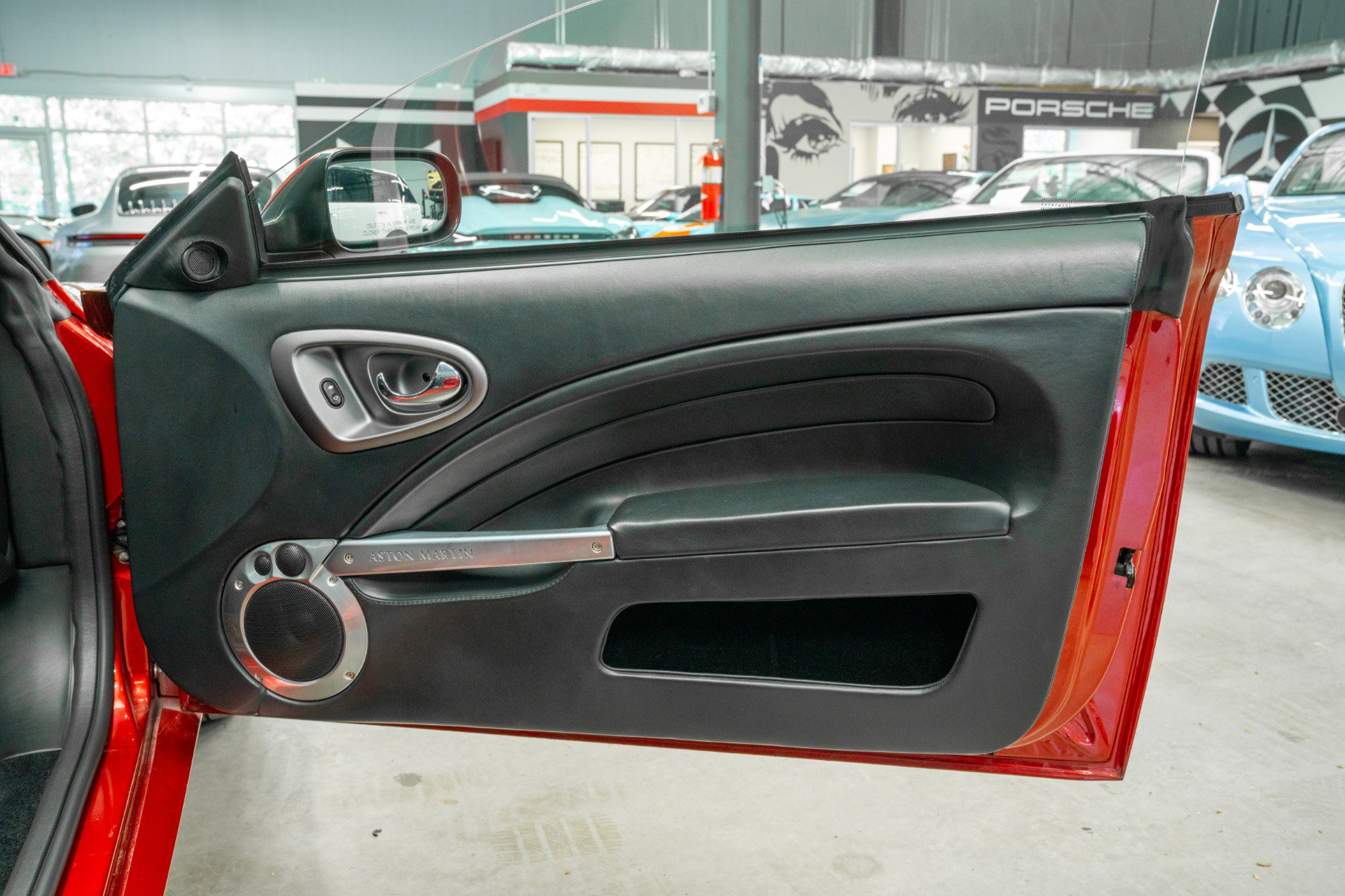 Used 2005 Aston Martin Vanquish S RWD image 35