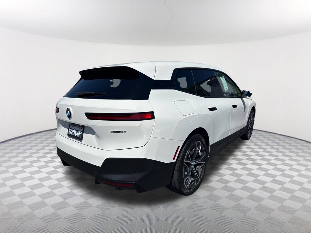 Certified 2025 BMW iX xDrive50 w/ Convenience Package AWD/4WD image 4