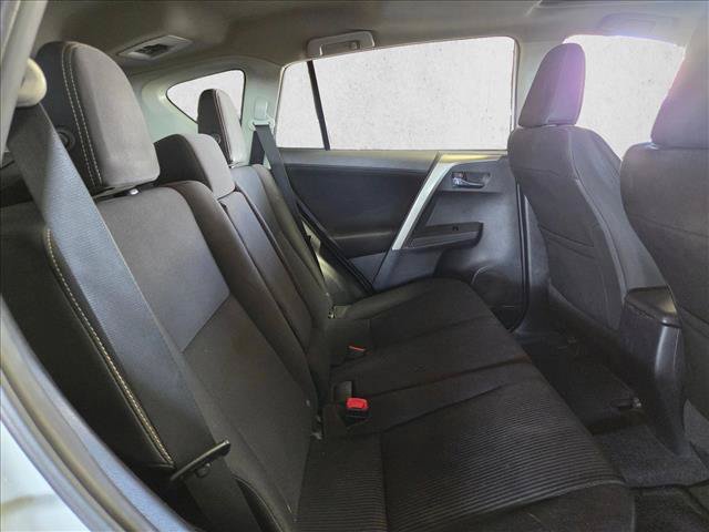 Used 2015 Toyota RAV4 XLE AWD/4WD image 18
