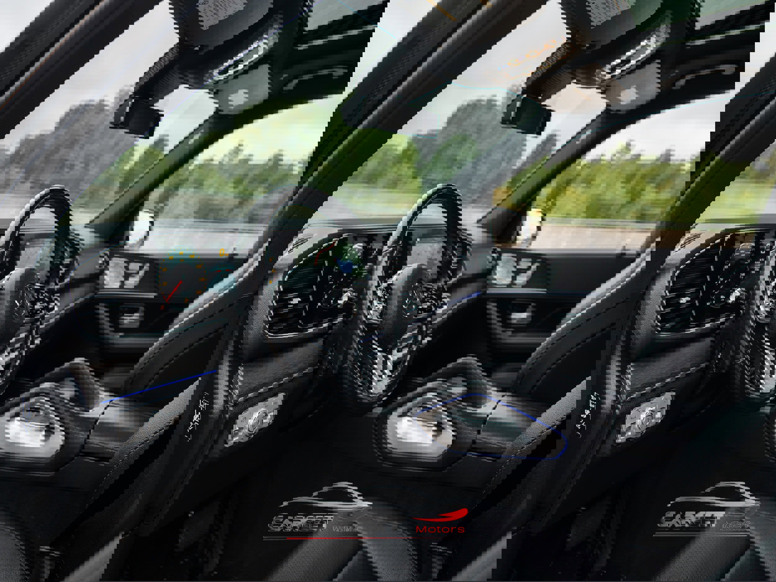 Used 2021 Mercedes-Benz GLE 350 4MATIC w/ Premium Package image 10