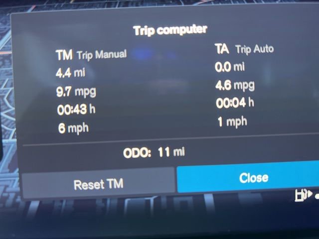 New 2026 Volvo XC40 B5 Ultra w/ Climate Package AWD/4WD image 10