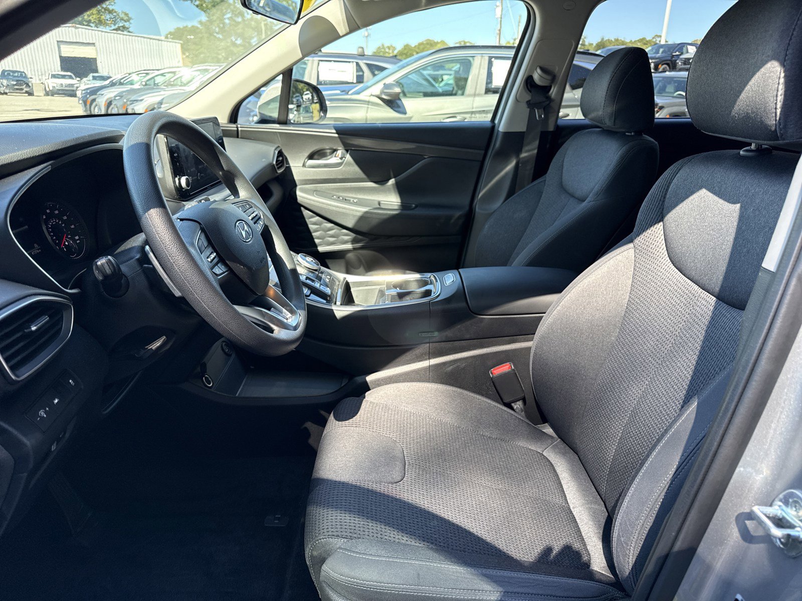 Certified 2022 Hyundai Santa Fe SEL image 11