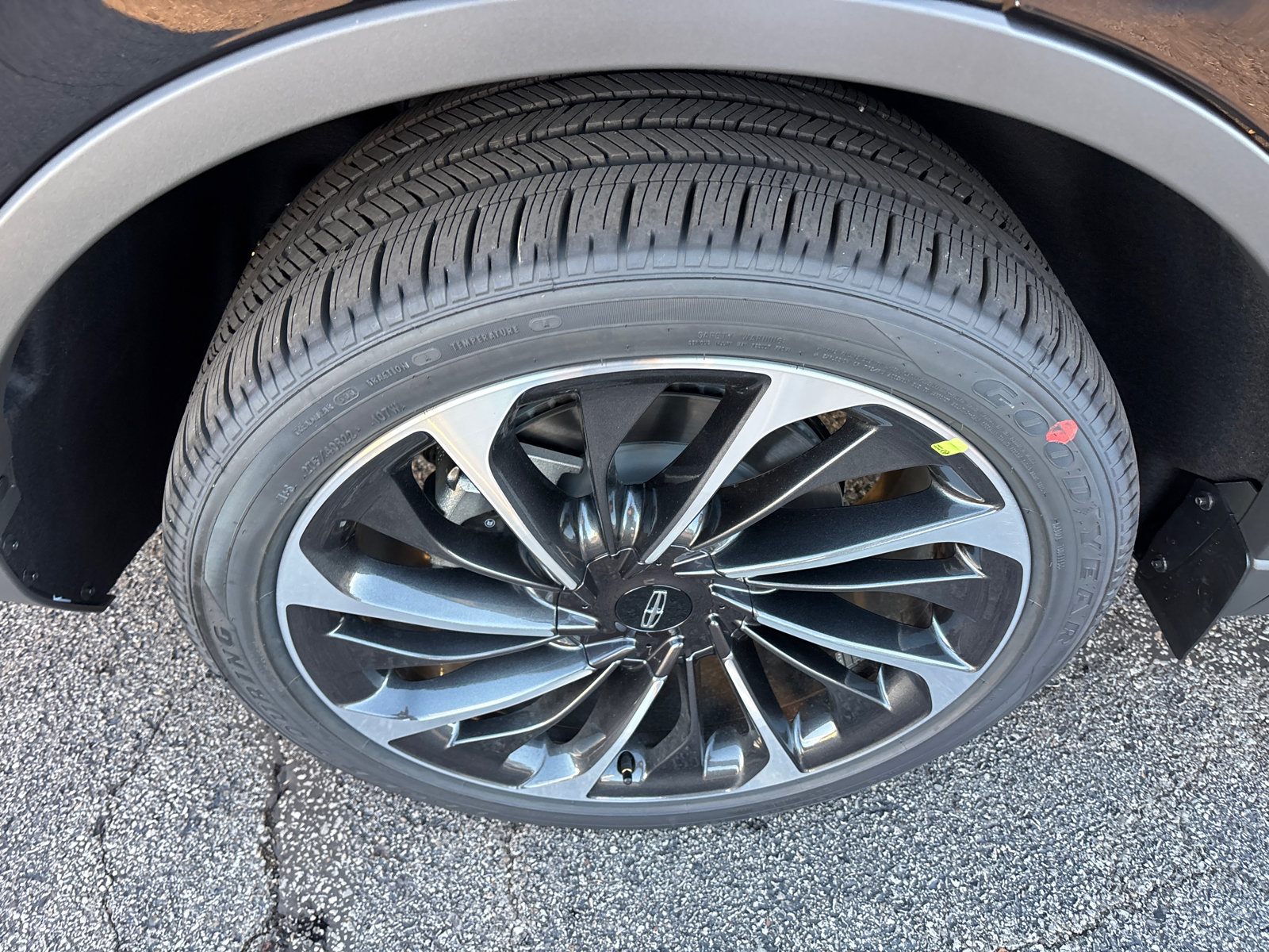 New 2027 Lincoln Aviator Reserve AWD/4WD image 10