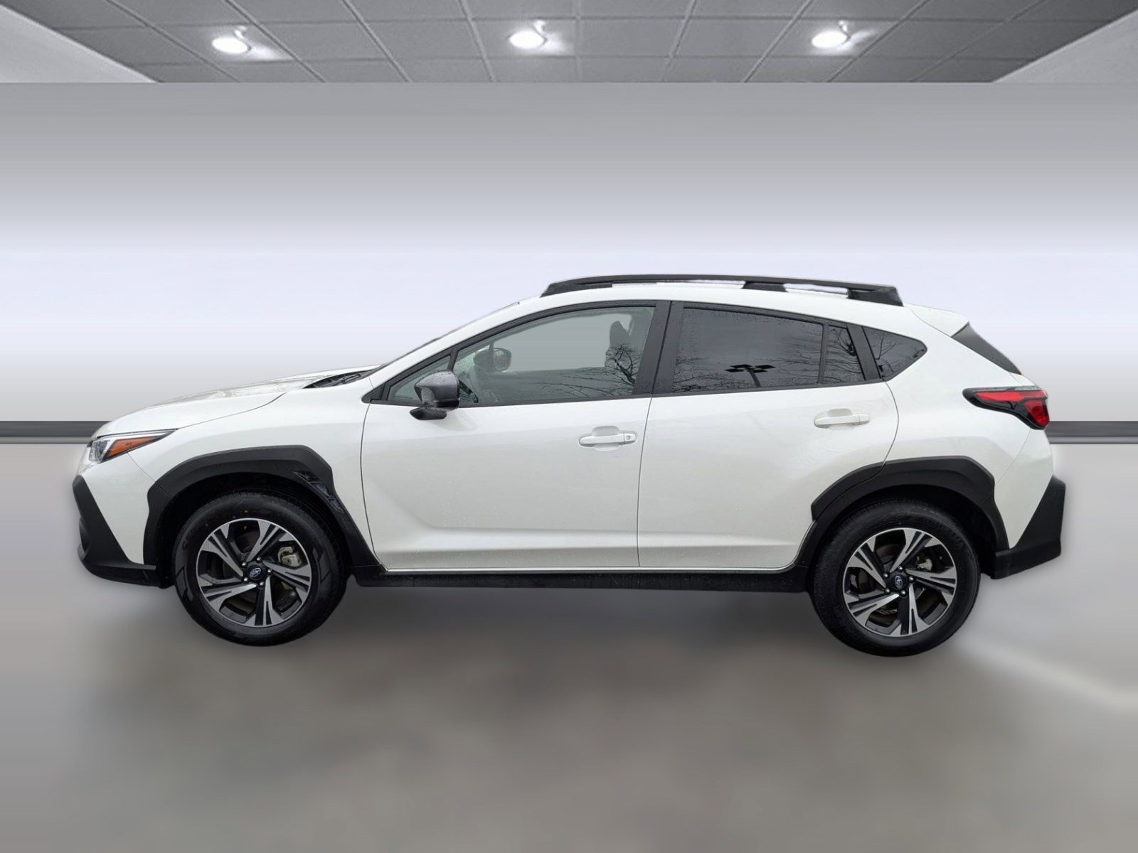 Used 2024 Subaru Crosstrek 2.0i Premium image 2