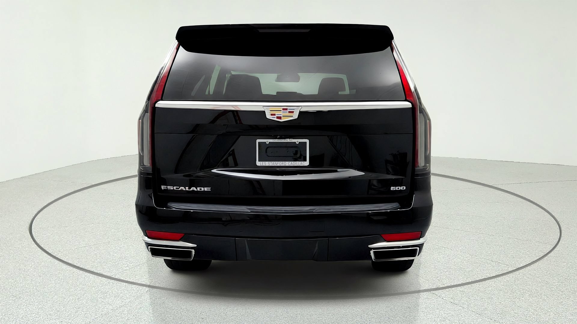 Used 2023 Cadillac Escalade Premium Luxury w/ Performance Package AWD/4WD image 4