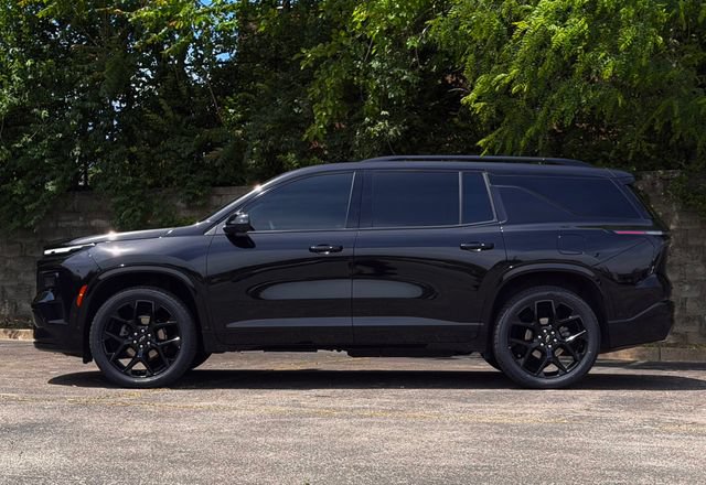 Used 2024 Chevrolet Traverse RS AWD/4WD image 10