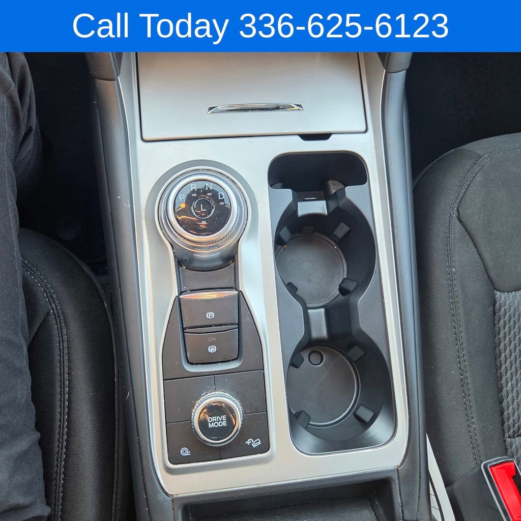 Used 2022 Ford Explorer XLT AWD/4WD image 27