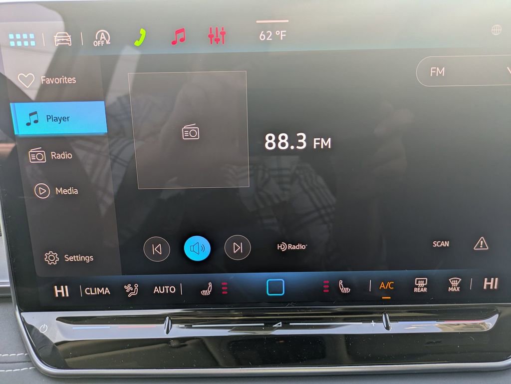 New 2026 Volkswagen Tiguan SE AWD/4WD image 23