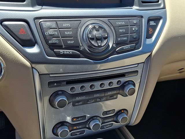 Used 2017 Nissan Pathfinder SL w/ SL Tech Package FWD image 12