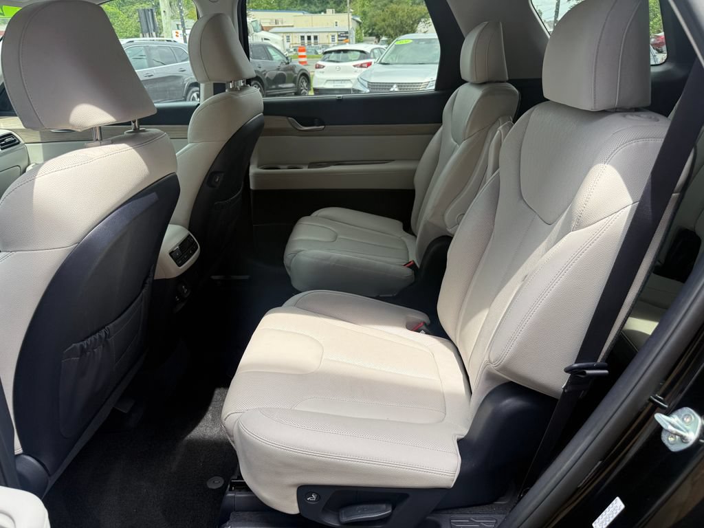 Used 2021 Hyundai Palisade SEL w/ Premium Package AWD/4WD image 16