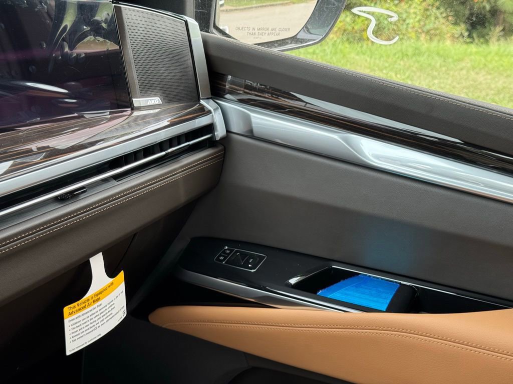 New 2026 Cadillac Escalade ESV Luxury w/ Touring Package image 33