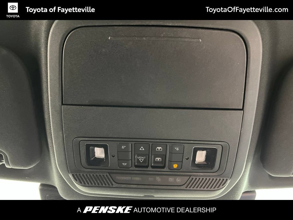 Used 2023 Ford Explorer ST-Line w/ Class IV Trailer Tow Package RWD image 28