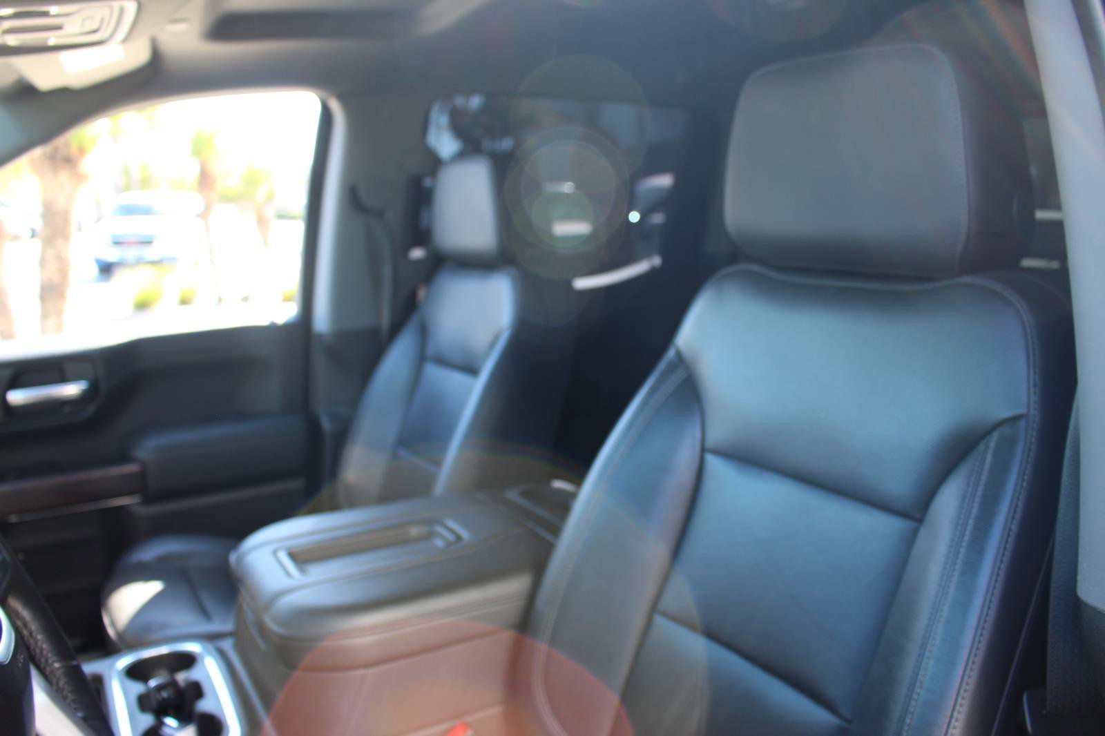 Used 2020 GMC Sierra 1500 SLT w/ SLT Premium Package image 17