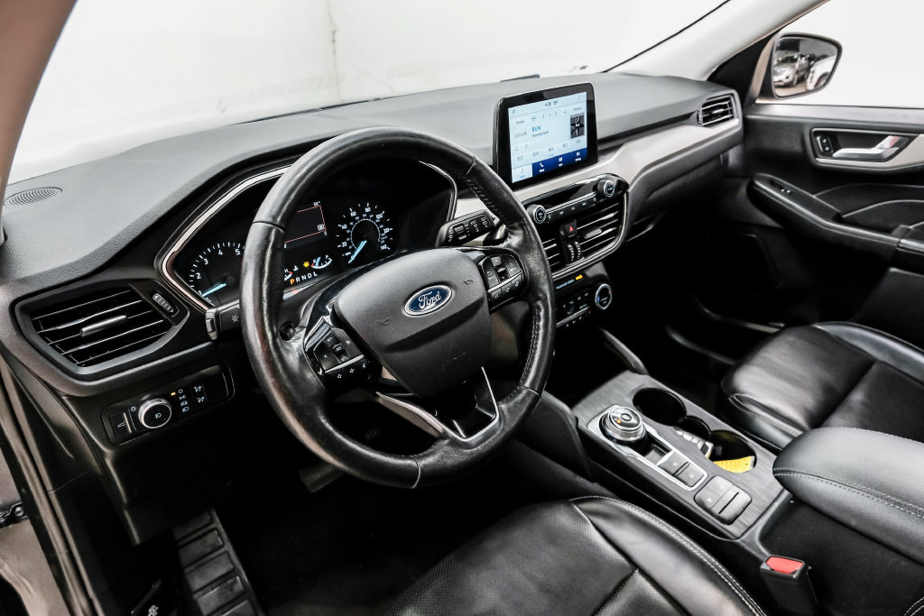Used 2021 Ford Escape SEL AWD/4WD image 3
