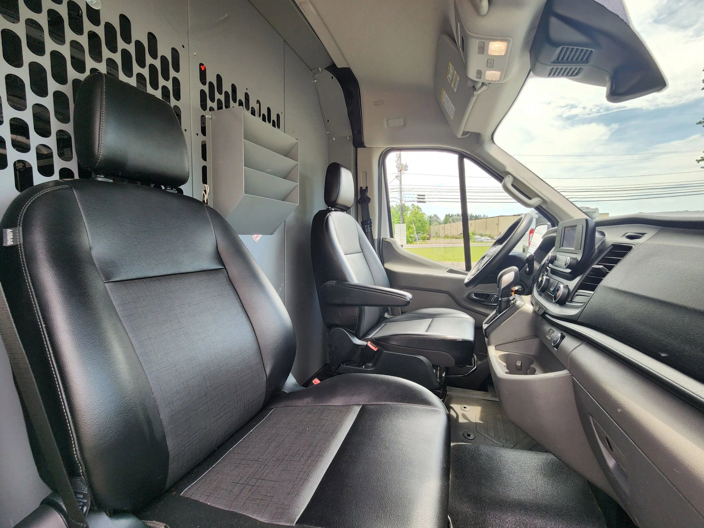 Used 2023 Ford Transit 250 Medium Roof AWD w/ Load Area Protection Package image 33