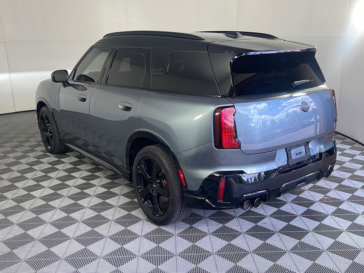 Used 2025 MINI Cooper Countryman John Cooper Works AWD/4WD image 8