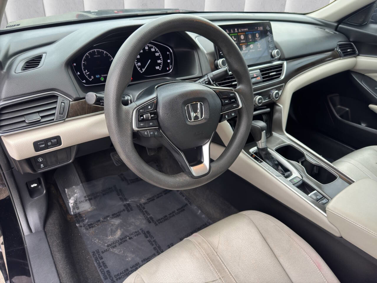 Used 2018 Honda Accord EX image 9