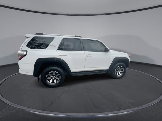 Used 2018 Toyota 4Runner TRD Off-Road Premium image 16