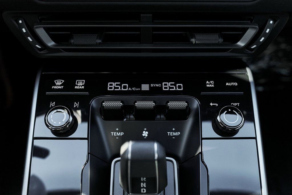 Used 2024 Porsche 911 Turbo image 56