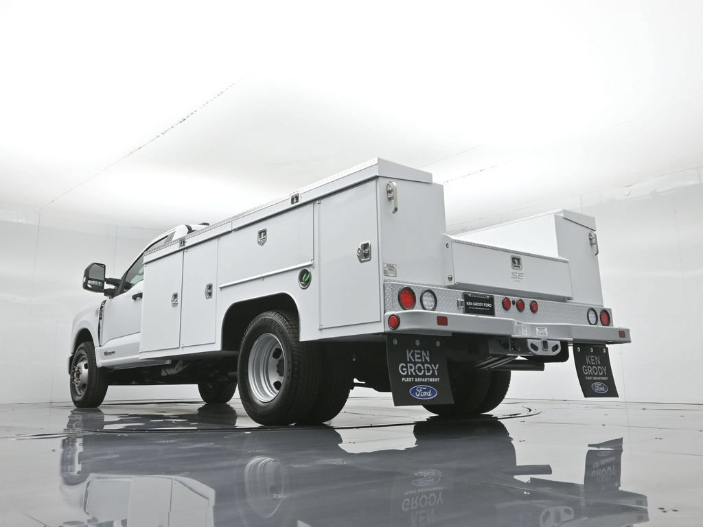 New 2026 Ford F350 XL w/ XL Chrome Package RWD image 50