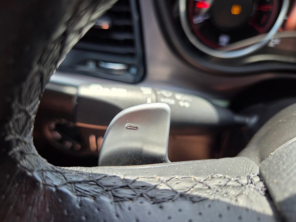 Used 2022 Dodge Challenger R/T image 31