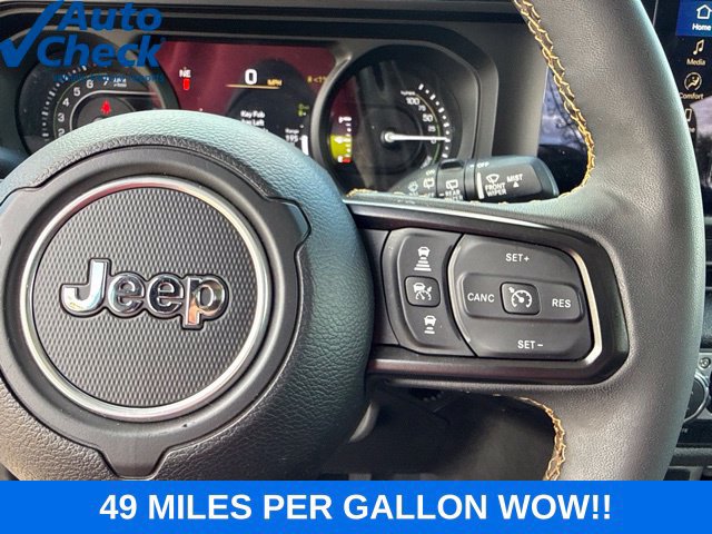 Used 2024 Jeep Wrangler Unlimited w/ Convenience Group AWD/4WD image 37