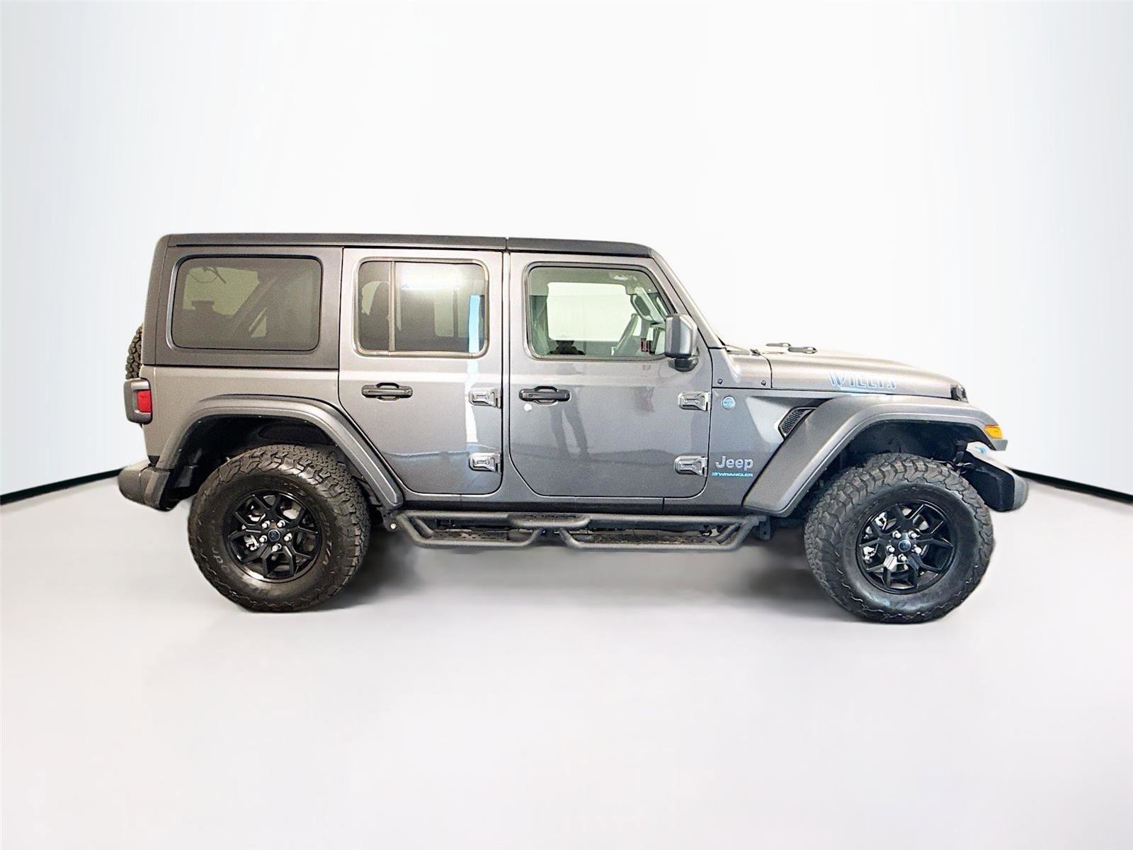 Used 2024 Jeep Wrangler Willys image 10