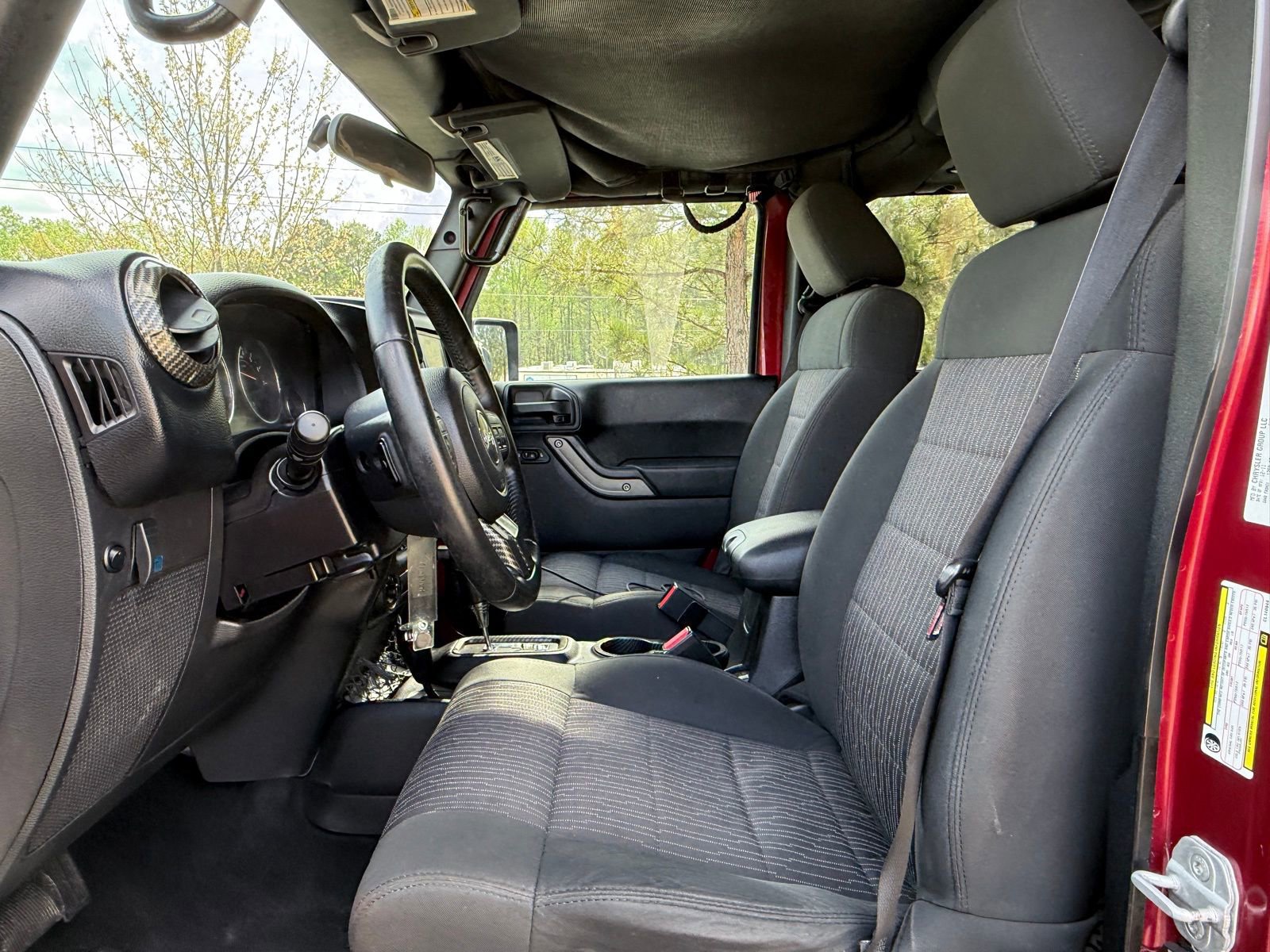 Used 2012 Jeep Wrangler Unlimited Sport image 33