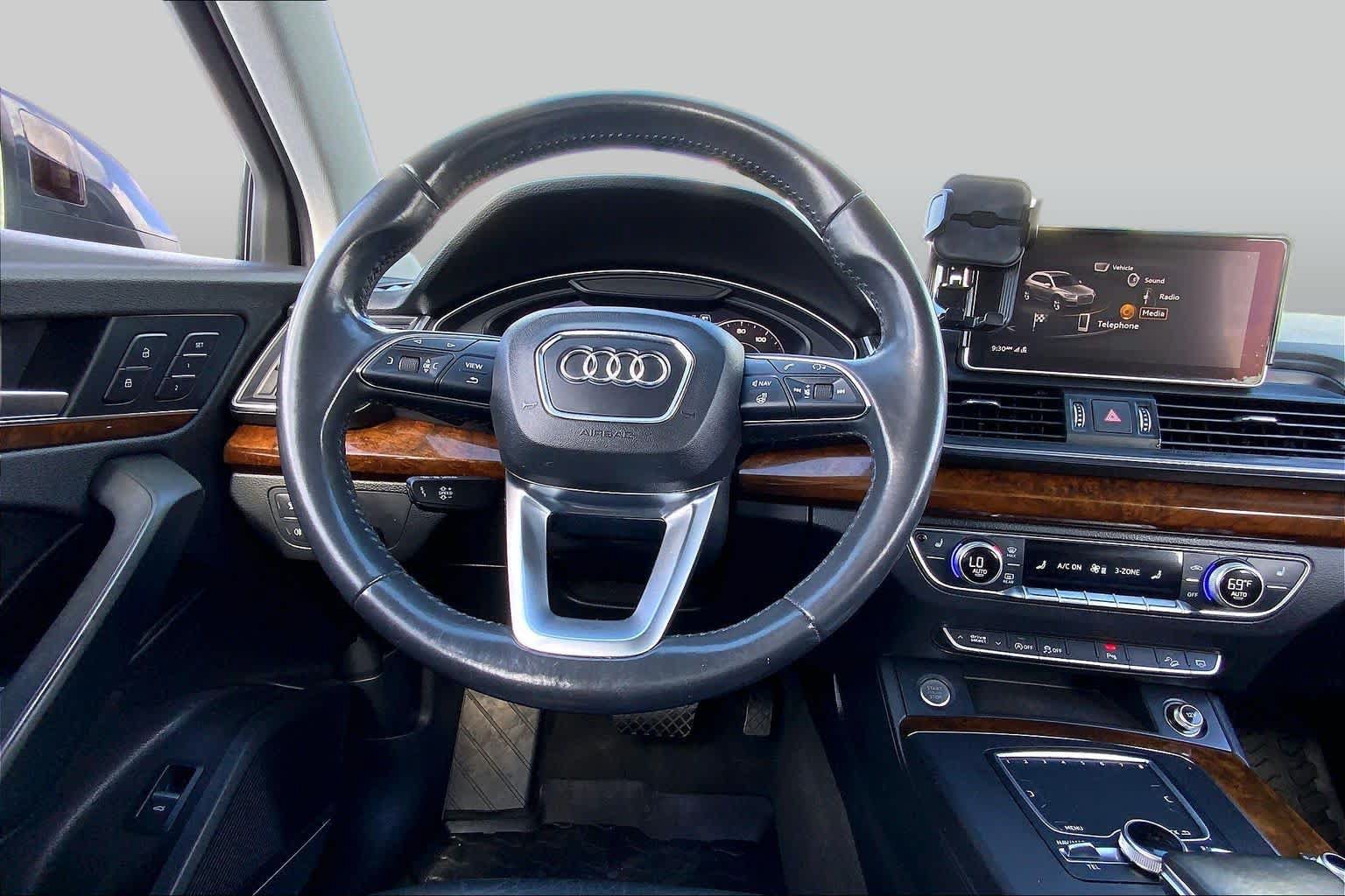 Used 2018 Audi Q5 2.0T Premium Plus w/ Premium Plus Package AWD/4WD image 6