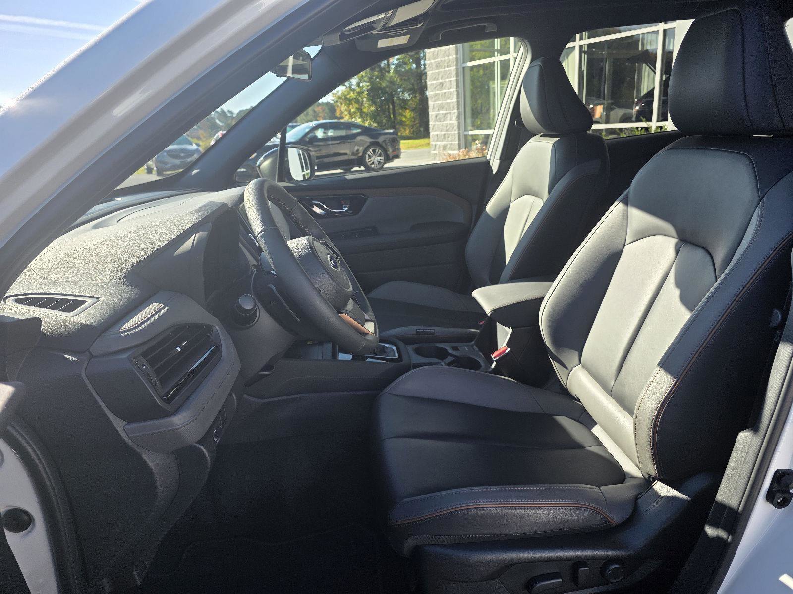 Used 2025 Subaru Forester Sport image 9