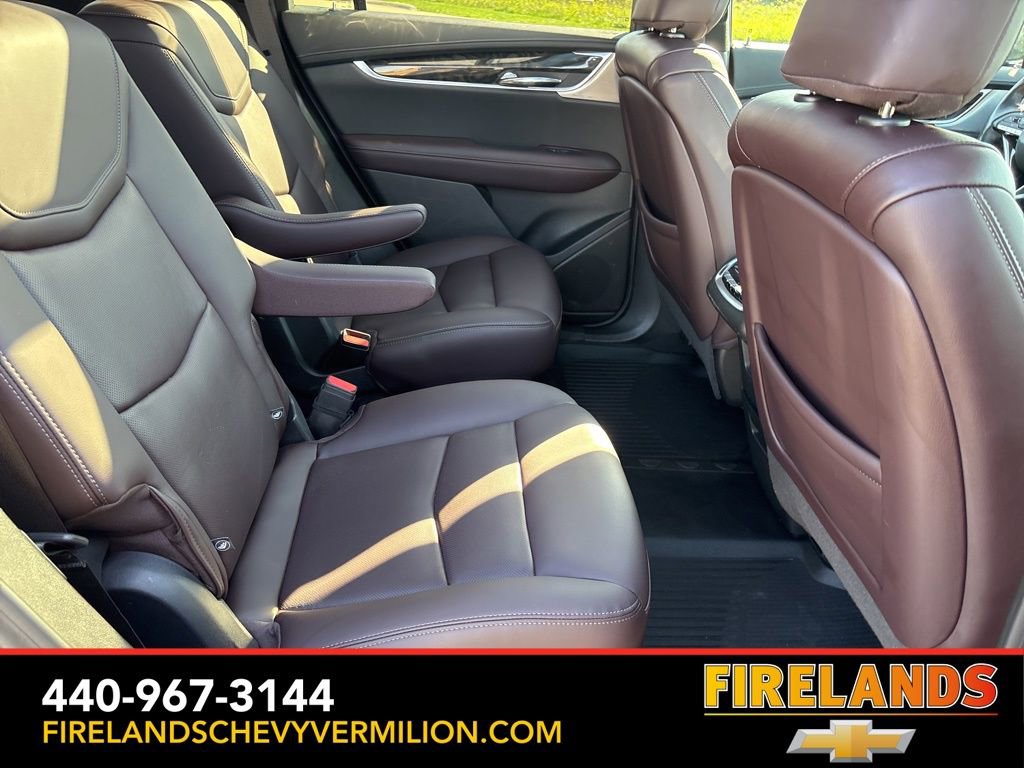 Used 2022 Cadillac XT6 Premium Luxury AWD/4WD image 46