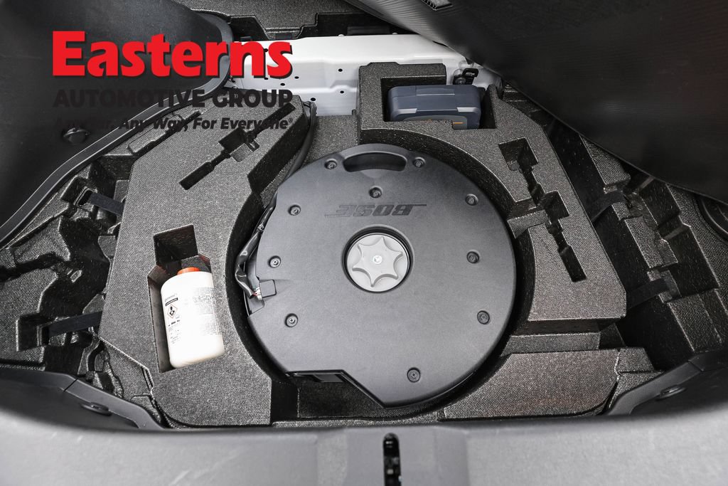 Used 2025 Nissan Z Performance w/ Floor Mat Package RWD image 9