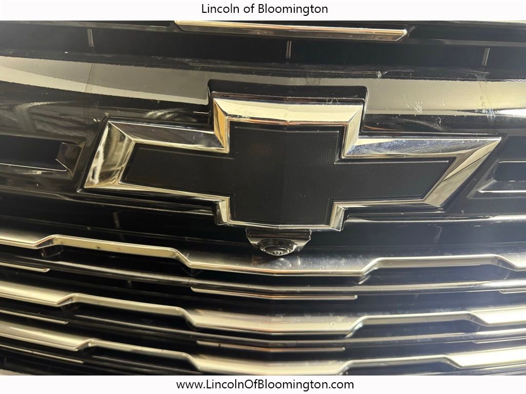 Used 2026 Chevrolet Suburban High Country w/ Sun And Tow Package AWD/4WD image 12