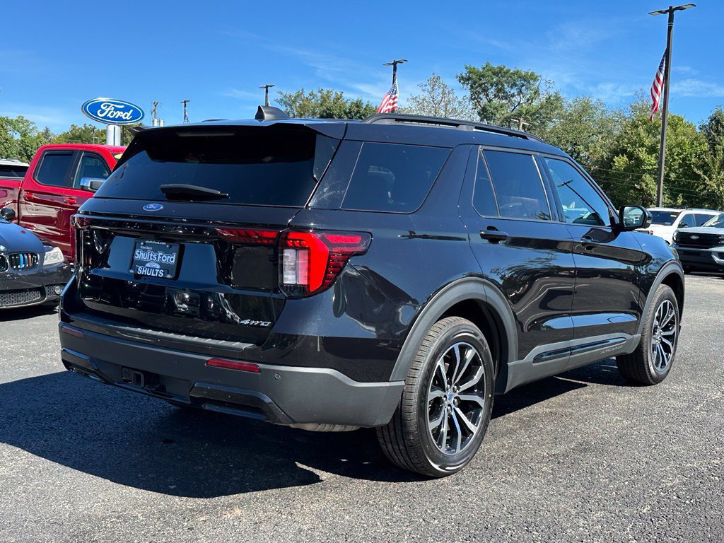 Certified 2026 Ford Explorer ST-Line AWD/4WD image 34
