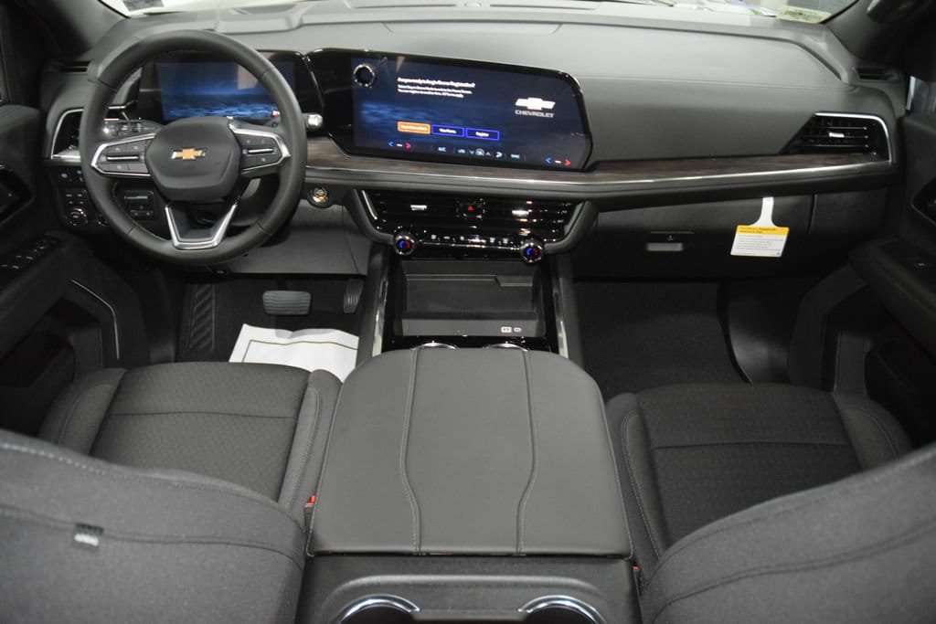 New 2026 Chevrolet Suburban LS w/ Max Trailering Package AWD/4WD image 28
